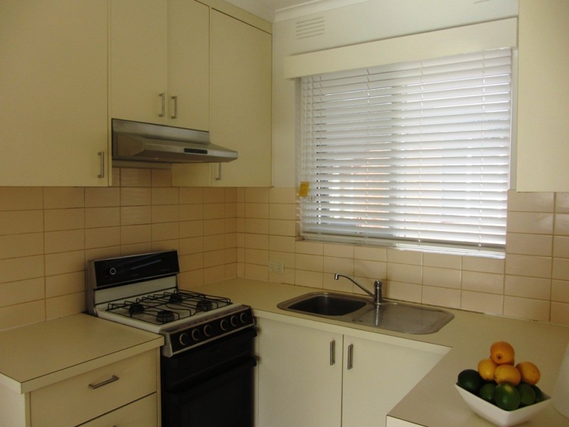 9/123 Tennyson Street, Elwood VIC 3184