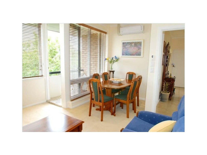 12/233 Brighton Road, Elwood VIC 3184