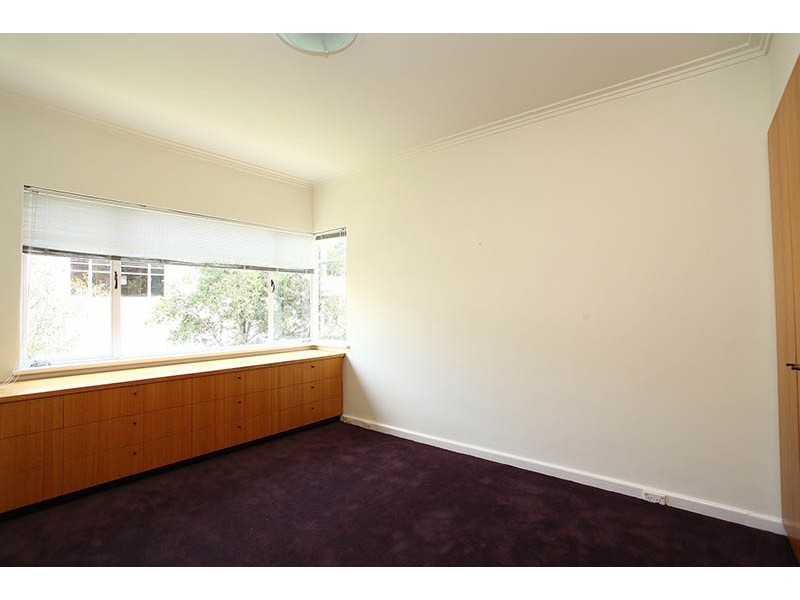 4/5 Bundalohn Court, St Kilda VIC 3182