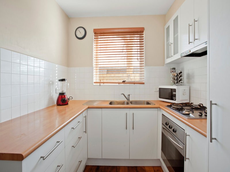 9/72-74 Carlisle Street, St Kilda VIC 3182