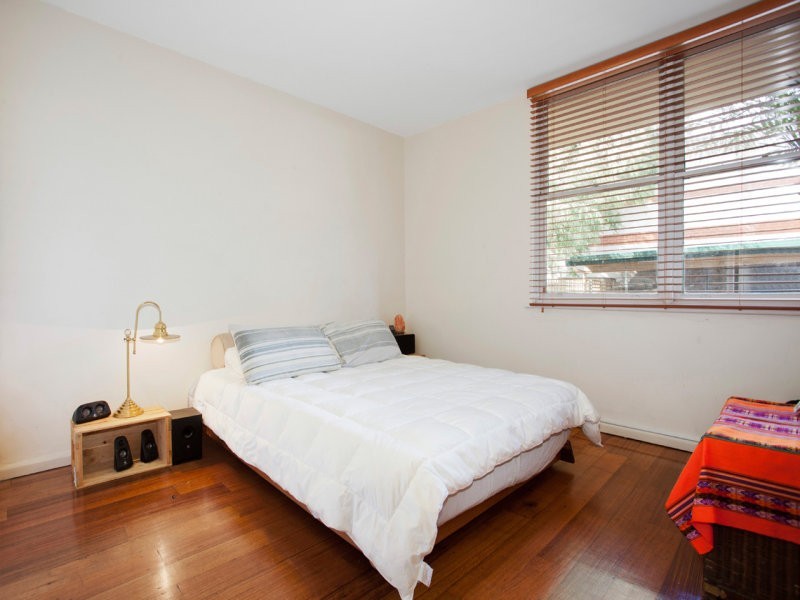 9/72-74 Carlisle Street, St Kilda VIC 3182