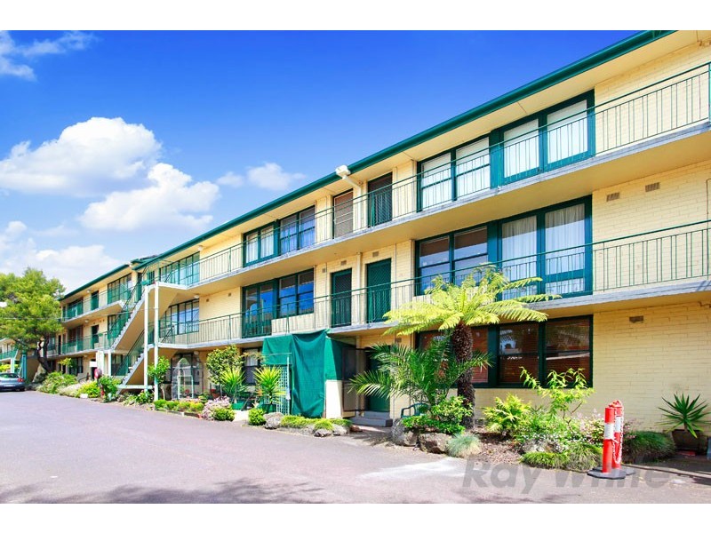 10/72-74 Carlisle Street, St Kilda VIC 3182
