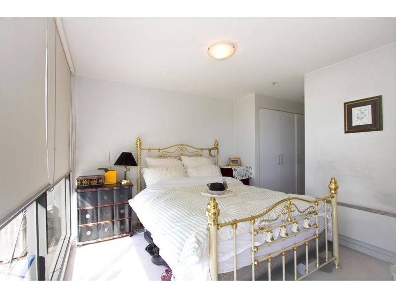 1805/8 Dorcas Street, Melbourne VIC 3004