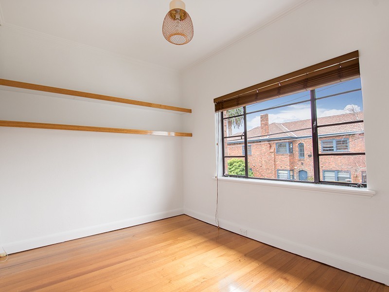 4/5 Foster Street, St Kilda VIC 3182