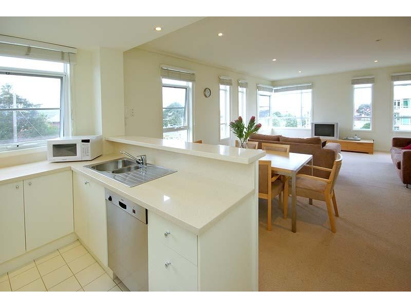 5/2 Graham Street, Port Melbourne VIC 3207