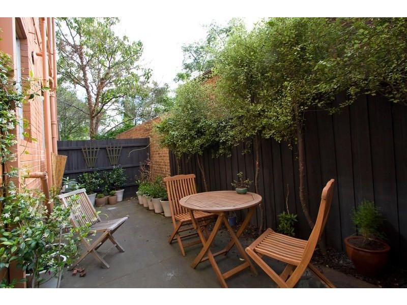 4/5 Redan Street, St Kilda VIC 3182