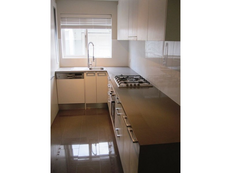 1/13A Lewisham Road, Prahran VIC 3181