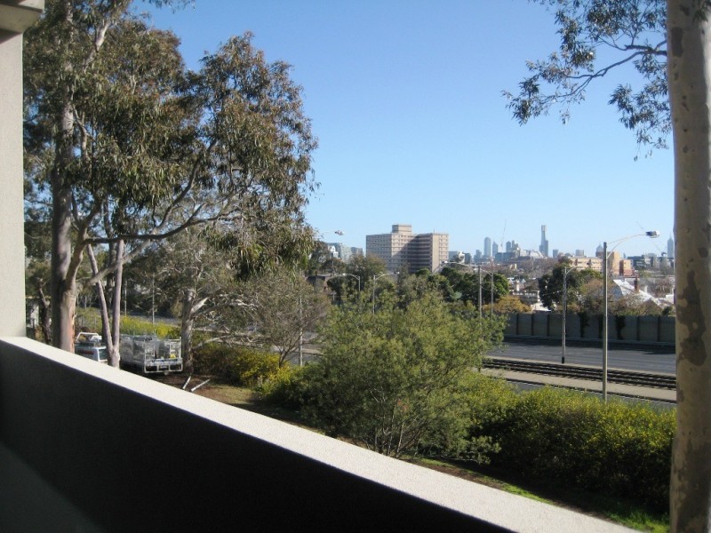 104/115 Wellington Street, St Kilda VIC 3182