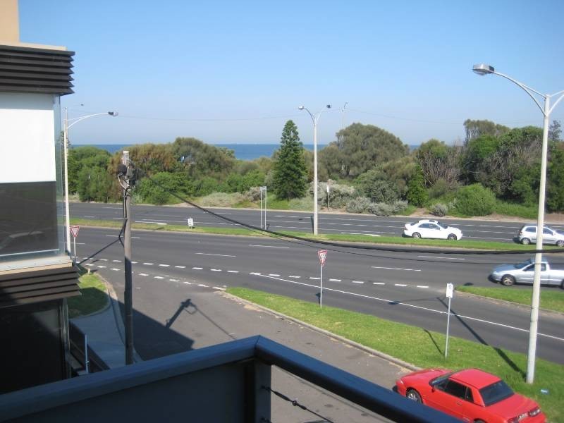 14/400 Barkly Street, Elwood VIC 3184