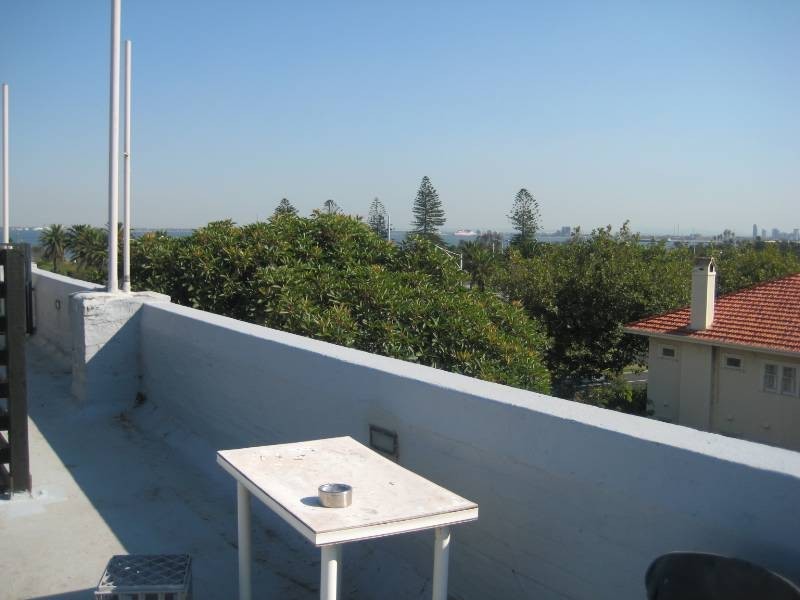 14/400 Barkly Street, Elwood VIC 3184