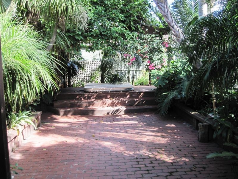 18 Foam Street, Elwood VIC 3184