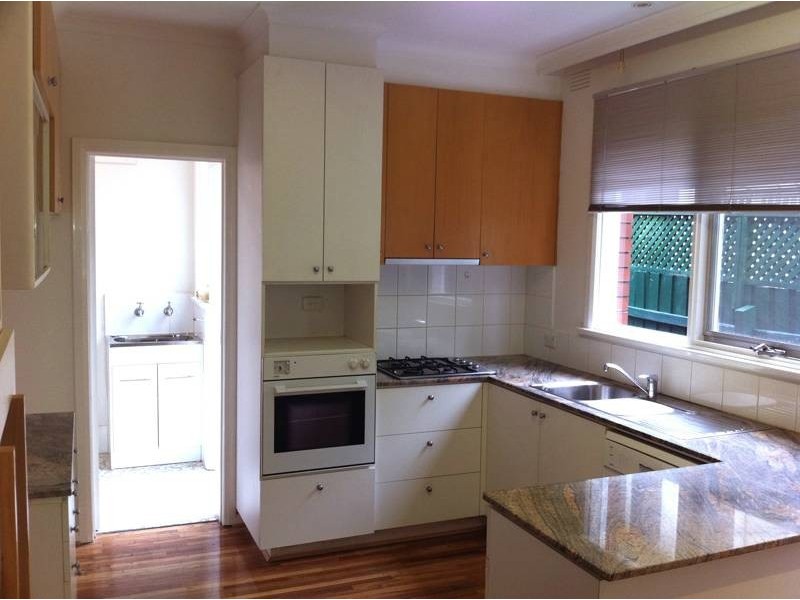 2/37  Narong Road, Caulfield North VIC 3161