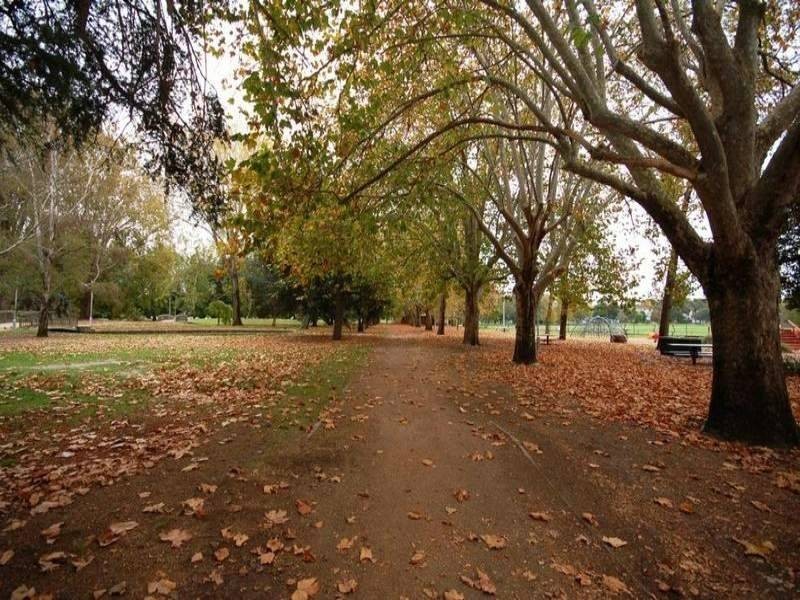 2/37  Narong Road, Caulfield North VIC 3161