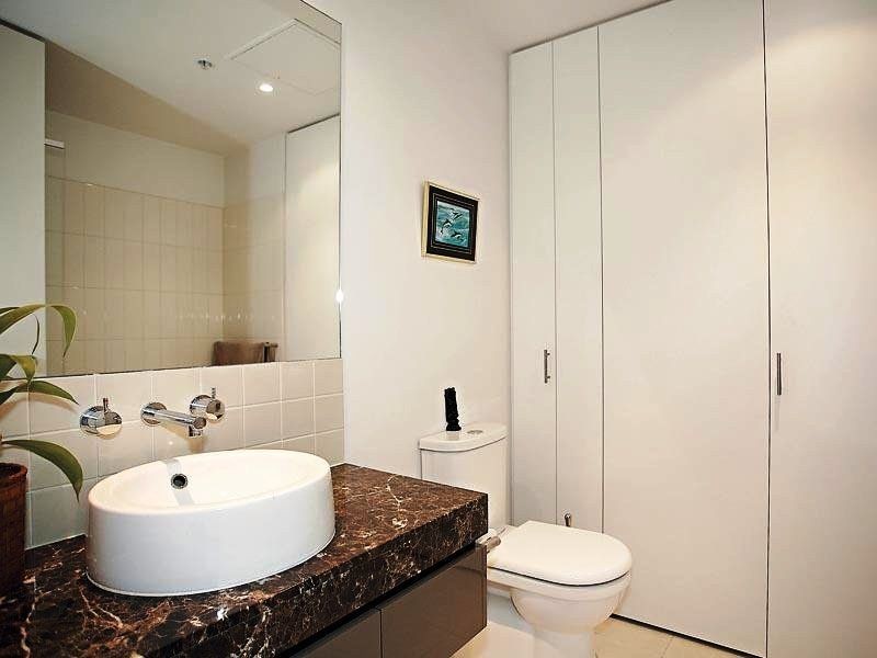 406C/166 Rouse Street, Port Melbourne VIC 3207