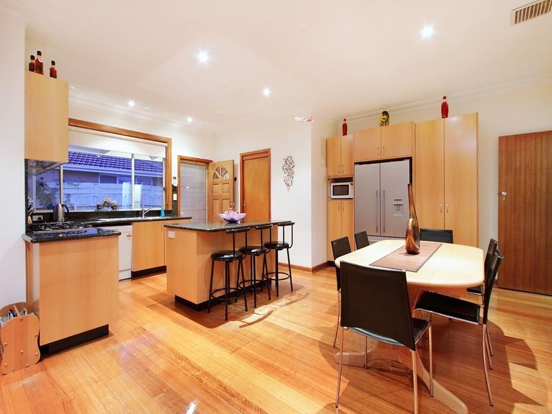 8 Mayswood Court, Moorabbin VIC 3189