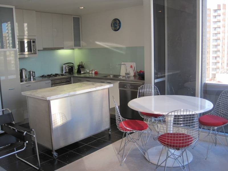 1011/68 La Trobe Street, Melbourne VIC 3000