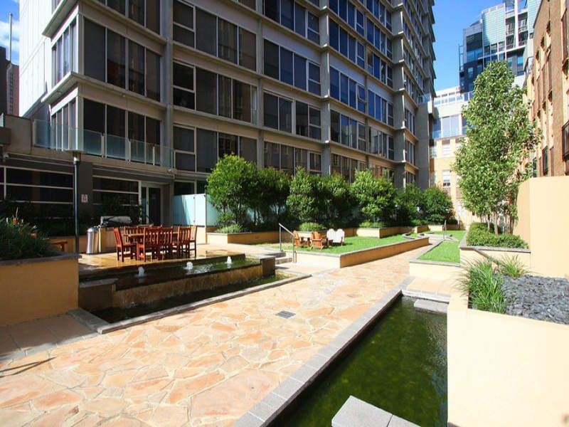 1011/68 La Trobe Street, Melbourne VIC 3000