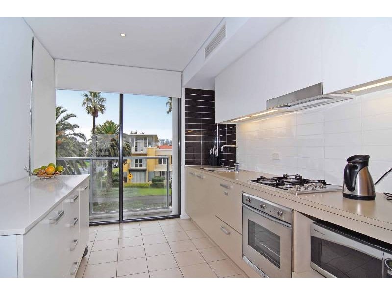 101/159 Beach Street, Port Melbourne VIC 3207
