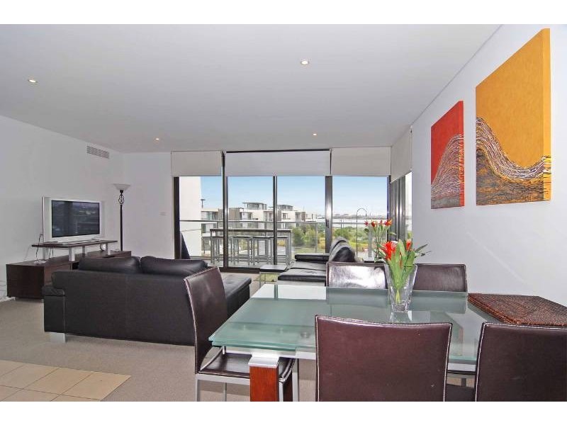 101/159 Beach Street, Port Melbourne VIC 3207
