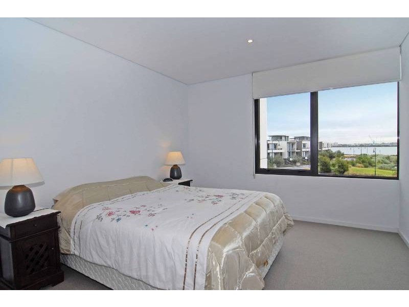 101/159 Beach Street, Port Melbourne VIC 3207