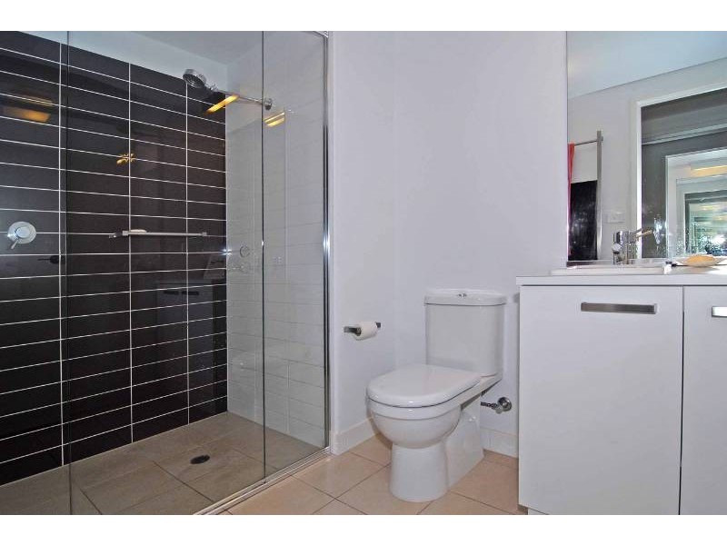 101/159 Beach Street, Port Melbourne VIC 3207