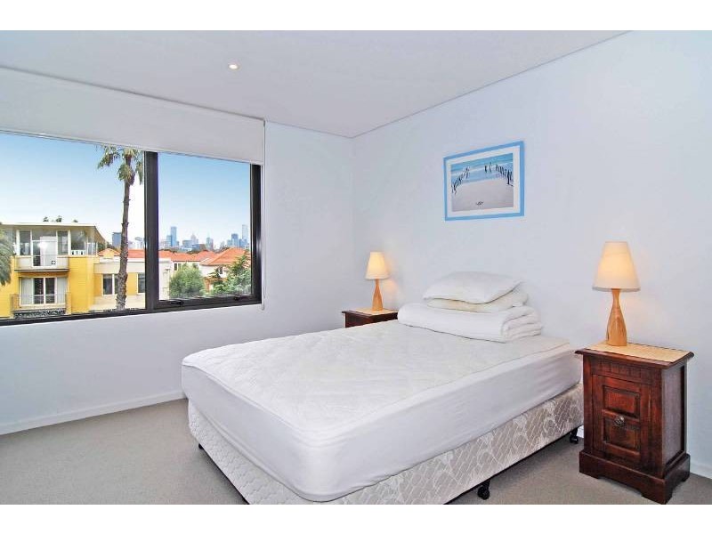 101/159 Beach Street, Port Melbourne VIC 3207