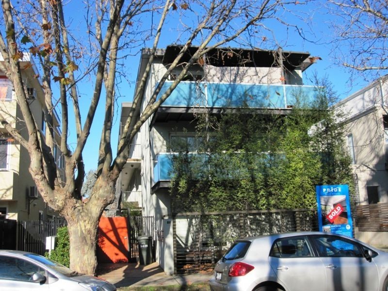 8/29 Charnwood Road, St Kilda VIC 3182