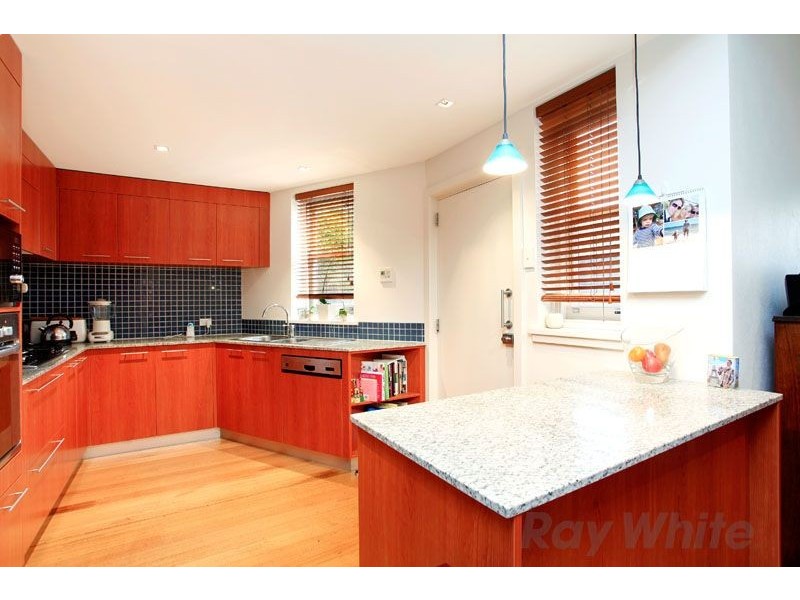 2/1 Victoria Avenue, Balaclava VIC 3183