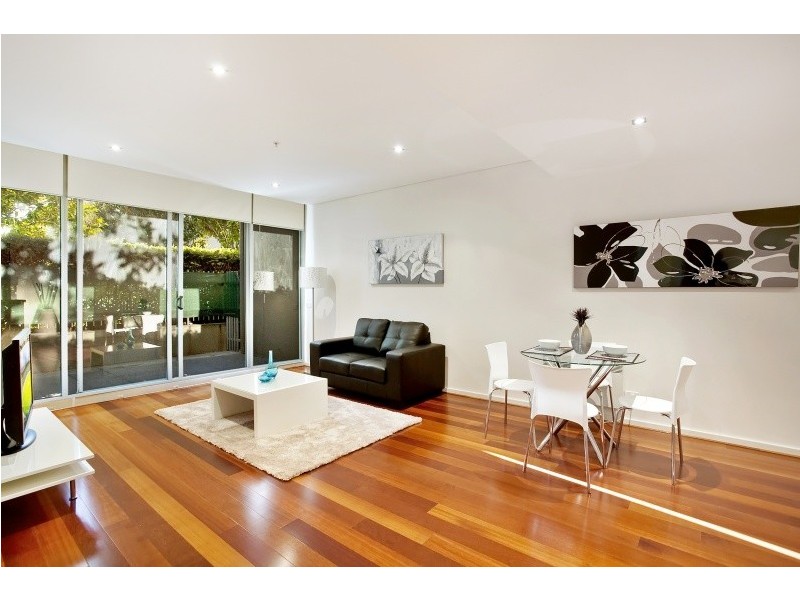 309E/126 Rouse Street, Port Melbourne VIC 3207