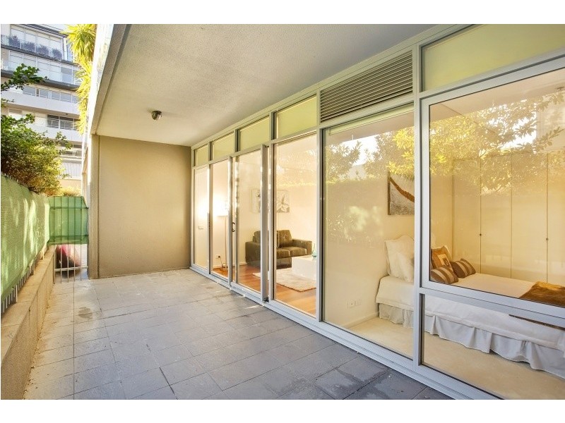 309E/126 Rouse Street, Port Melbourne VIC 3207