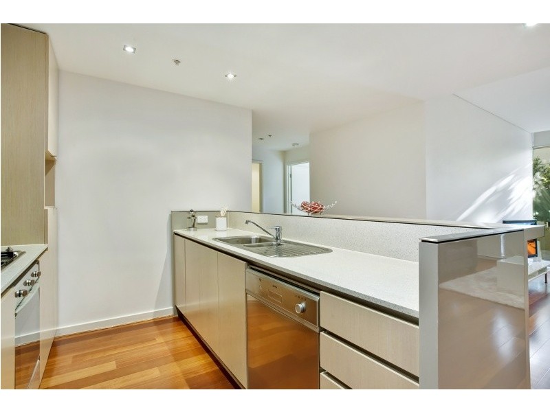 309E/126 Rouse Street, Port Melbourne VIC 3207