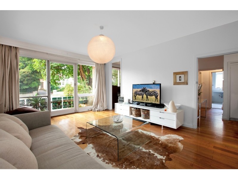 2/22A Kooyong Road, Caulfield North VIC 3161