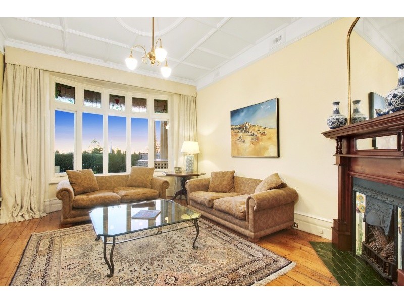 32 Marine Parade, St Kilda VIC 3182