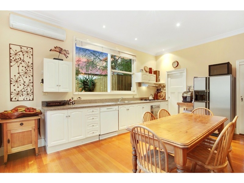 32 Marine Parade, St Kilda VIC 3182
