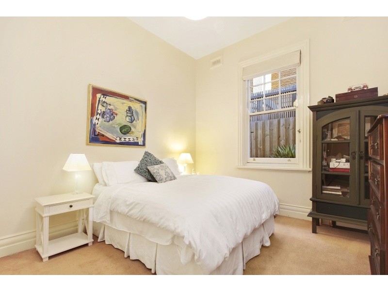 32 Marine Parade, St Kilda VIC 3182