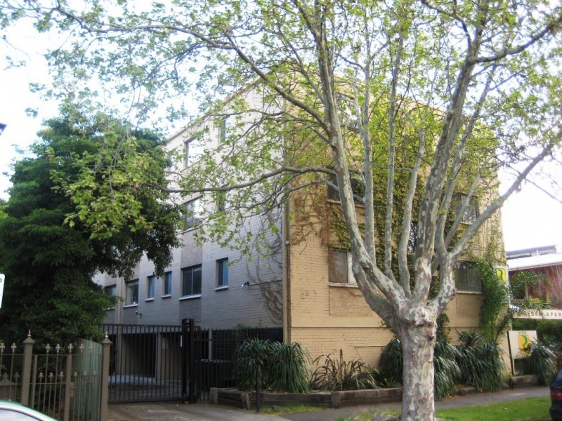 8/25 Redan Street, St Kilda VIC 3182