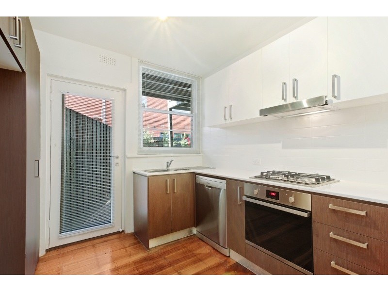 8/176 Barkly Street, St Kilda VIC 3182