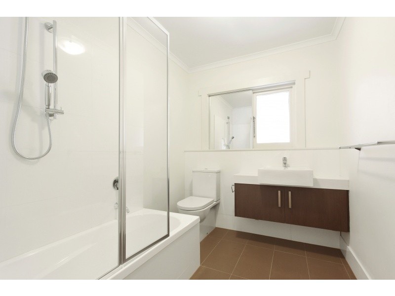 8/176 Barkly Street, St Kilda VIC 3182