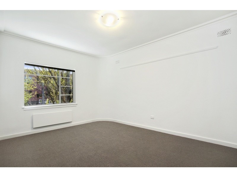 8/176 Barkly Street, St Kilda VIC 3182