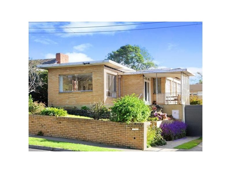 17 Winton Road, Malvern East VIC 3145