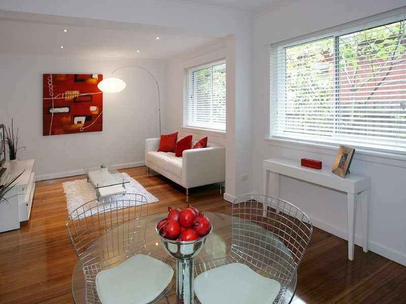 2/37 Ruskin Street, Elwood VIC 3184