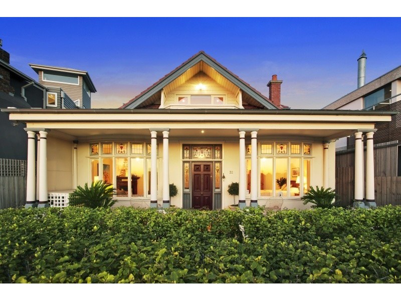 32 Marine Parade, St Kilda VIC 3182
