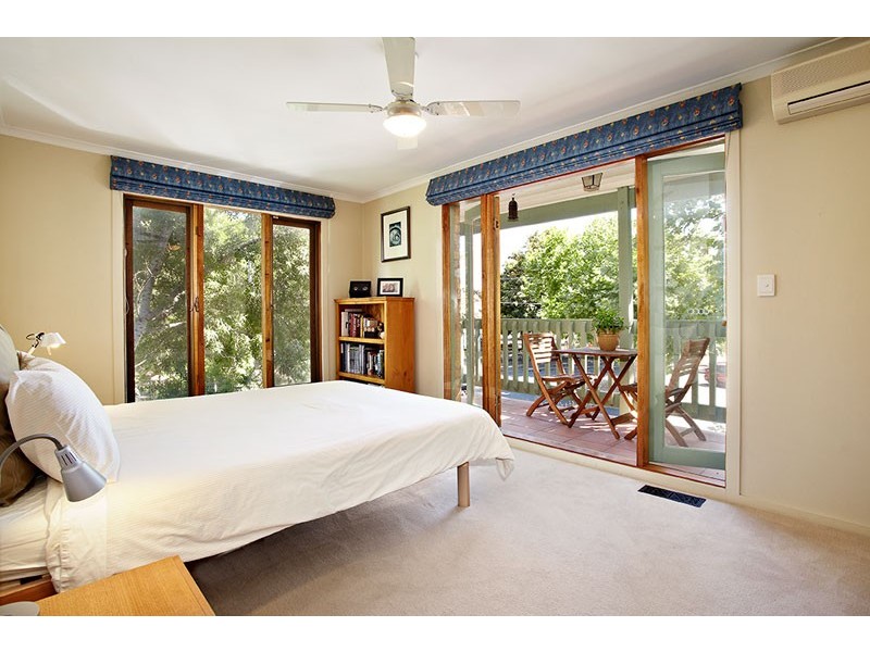 150 Mitford Street, Elwood VIC 3184