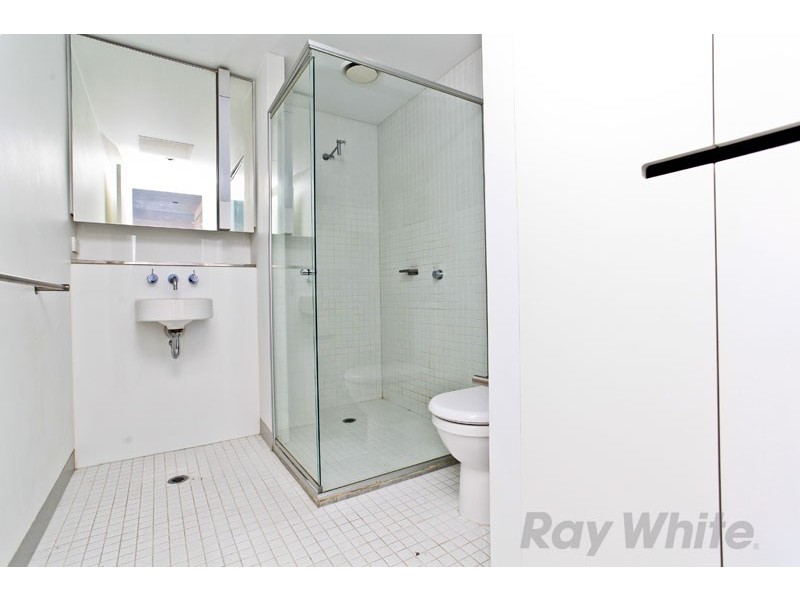 402/25  Pickles Street, Port Melbourne VIC 3207