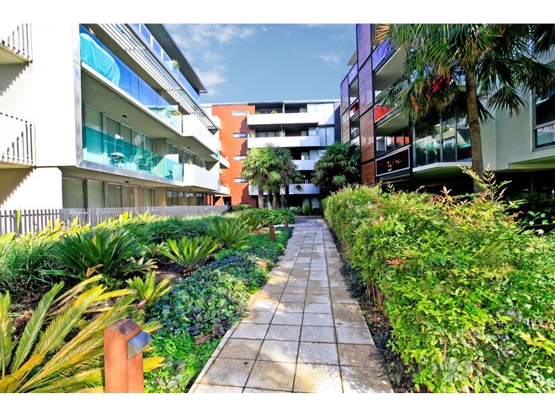 402/25  Pickles Street, Port Melbourne VIC 3207