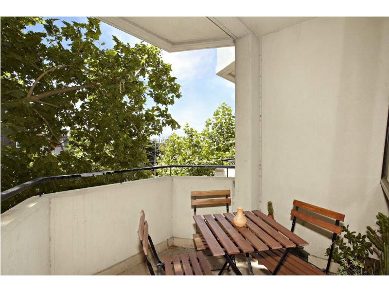 9/135 Fitzroy Street, St Kilda VIC 3182