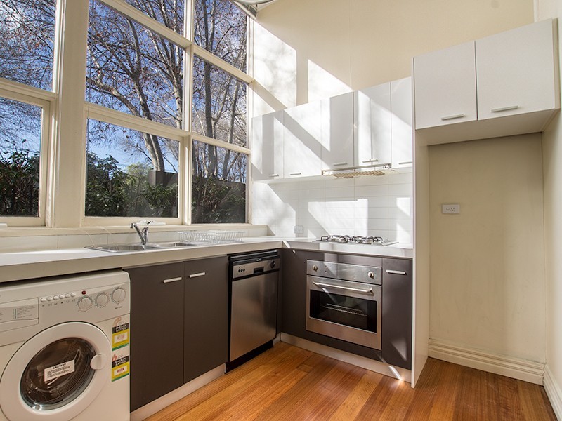 16/11-17 Park Street, St Kilda VIC 3182