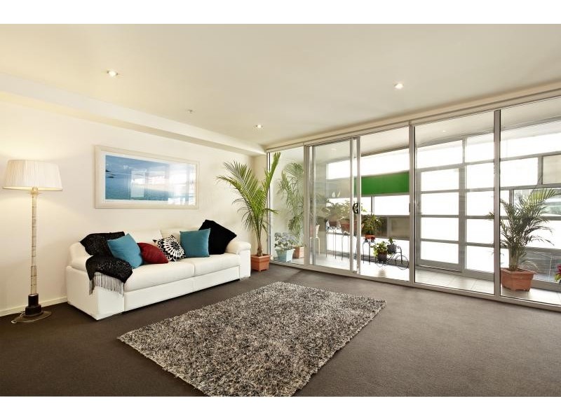 G08/182 Barkly Street, St Kilda VIC 3182