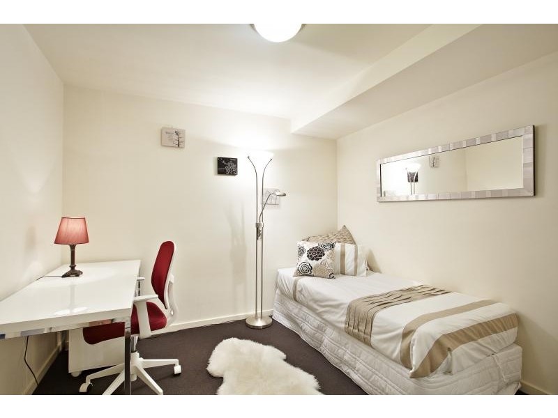 G08/182 Barkly Street, St Kilda VIC 3182