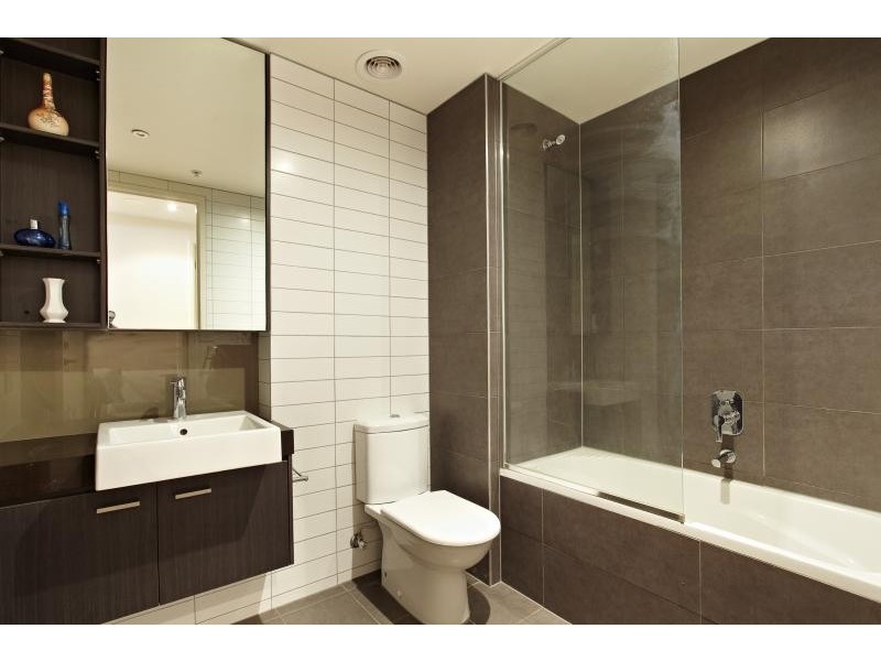 G08/182 Barkly Street, St Kilda VIC 3182